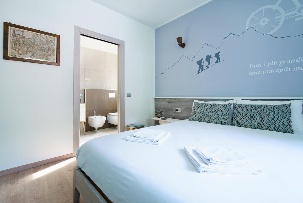 Bed and Breakfast La Valigia Bed & Bike Mantello Exterior foto