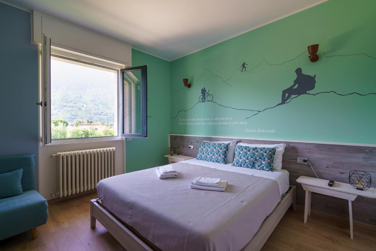 Bed and Breakfast La Valigia Bed & Bike Mantello Exterior foto