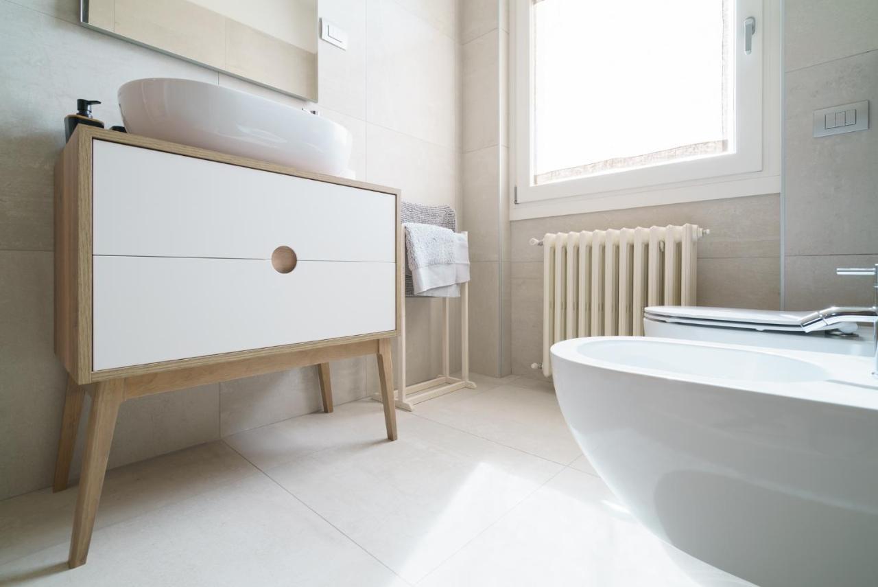 Bed and Breakfast La Valigia Bed & Bike Mantello Exterior foto